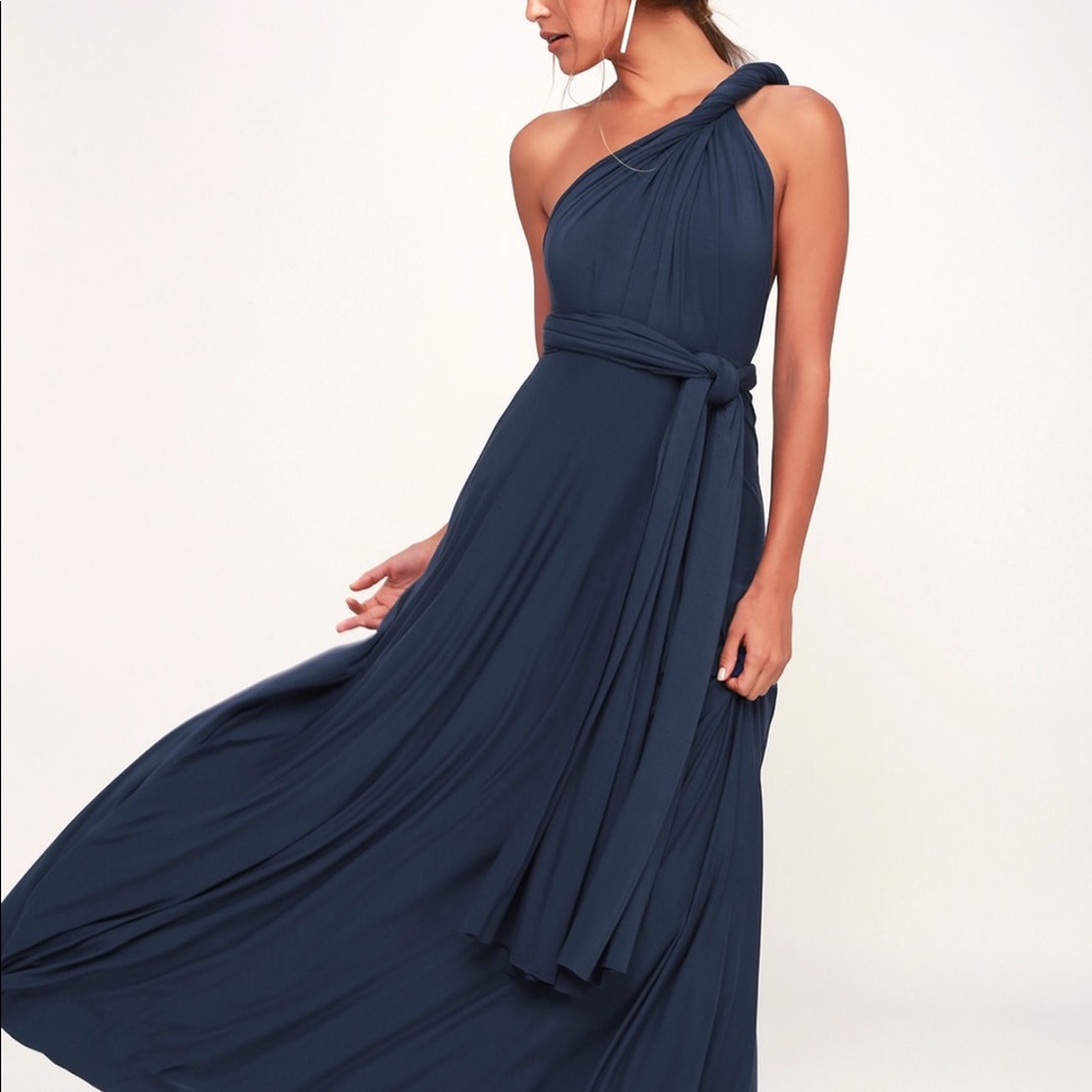 Lulu’s Tricks of the Trade Maxi Dress